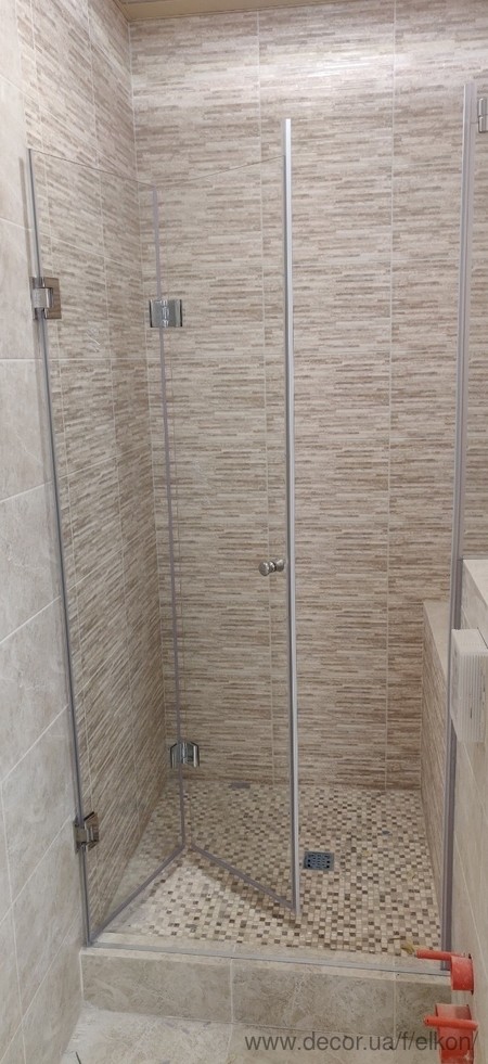 Складные душевые двери гармошка