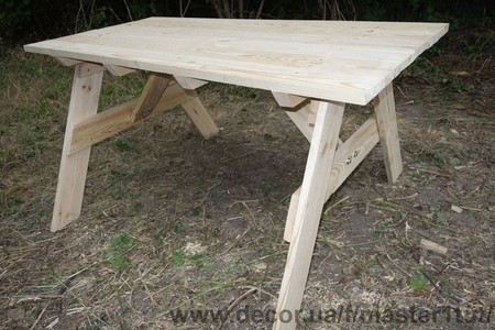 Дачный стол