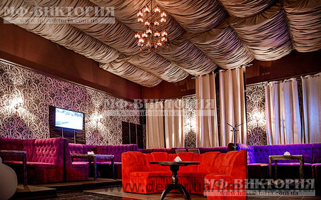 Диваны Бостон и Покер в лаунж баре