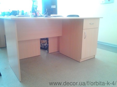 Стол письменный, офисный