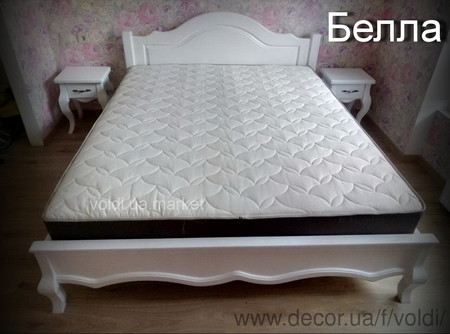 Кровать деревянная двуспальная