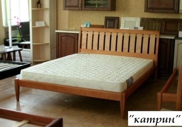 кровати из натурального дерева Катрин