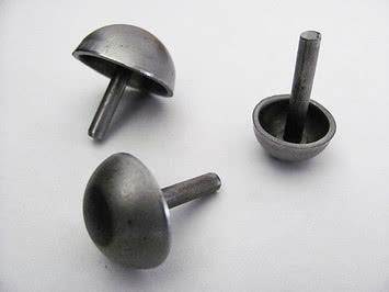 Штамповані вироби з металу для виготовлення воріт.