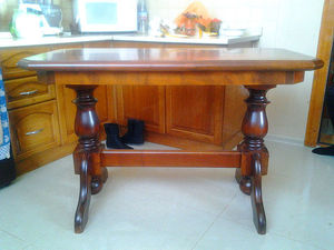 стол кухонный &mdash; GUSTAVO