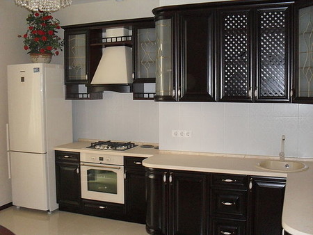 Кухни из натурального дерева