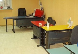 Офисный стол с каркасом Студио &mdash; Спецторгоборудование