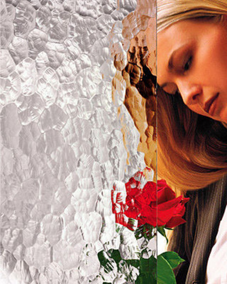 Узорчатое стекло