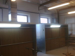 Покрасочный участок для окон и дверей &mdash; Центр Технологий Деревообработки