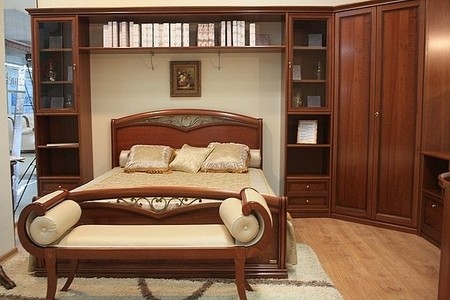 Фото экспозиции фирменного салона Camelgroup