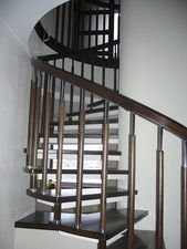 Дубовые лестницы &mdash; Голд Натс