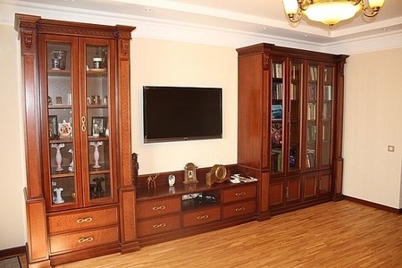 Мебель из натурального дерева