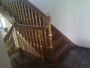 Лестница деревянная, копия Гранд-Форж &mdash; Интерьерные решения