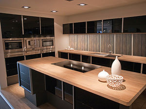 Декоративные панели `Millionaire Wall` в кухне. &mdash; Лекс Групп Корпорейшн