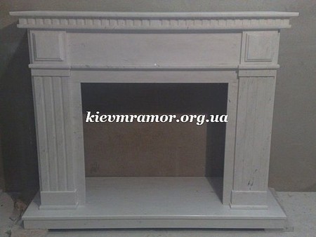 Купить портал для камина из мрамора.