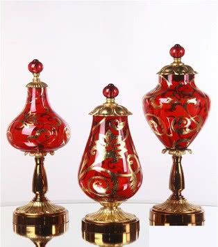 Изделия из фарфора - вазы, подставки, предметы декора